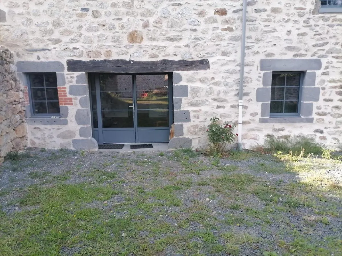 Relais Des Gorges De La Truyere Apartment Anglards de Saint Flour